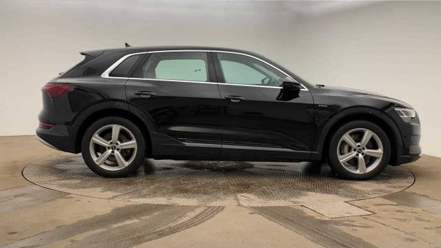 2022 Audi E-tron Technik 50 quattro 230,00 kW