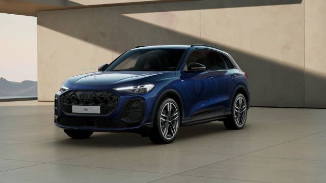 Audi Q5 AUDI Q5 SUV Black Edition TFSI quattro 204 PS S tronic SUV Petrol Navarra blue, metallic