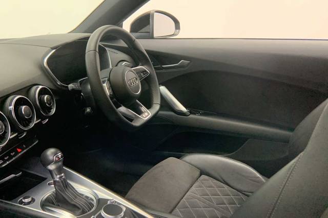 2019 Audi TT 2.0 Coup- S line 45 TFSI  245 PS S tronic