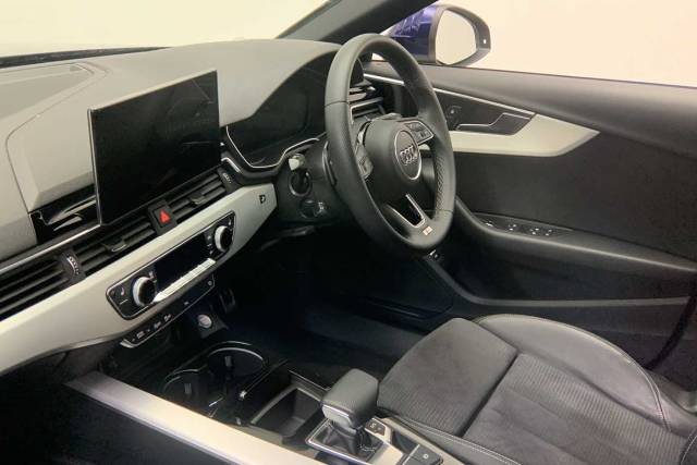 2023 Audi A4 Avant 2.0 Avant S line 35 TFSI  150 PS S tronic
