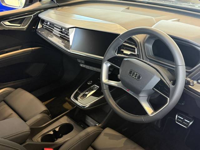 2026 Audi Q4 e-tron AUDI Q4 S line 45 e-tron 210,00 kW