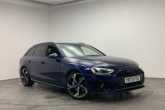 Audi A4 Avant 2.0 Avant Black Edition 40 TFSI  204 PS S tronic Estate Petrol Navarra Blue Metallic