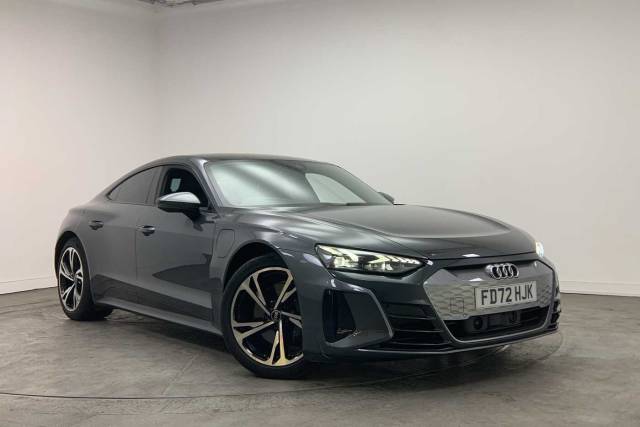 Audi E-tron Gt GT    quattro 350,00 kW Saloon Electric Daytona grey, pearl effect
