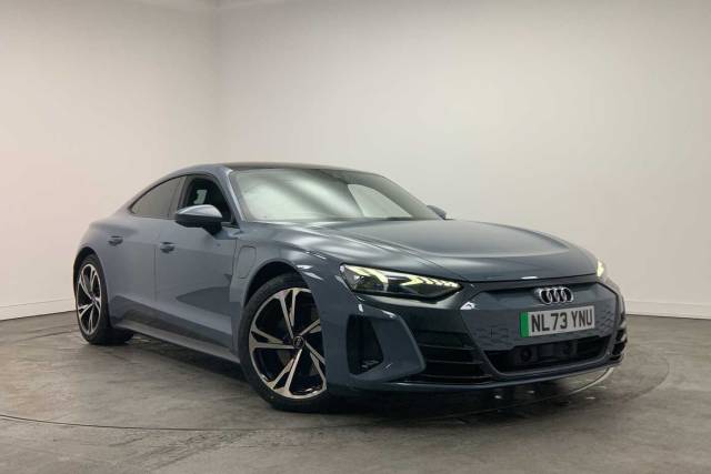 Audi E-tron Gt GT    quattro 350,00 kW Saloon Electric Kemora Grey Metallic
