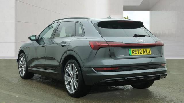 2023 Audi E-tron Black Edition 55 quattro 300,00 kW