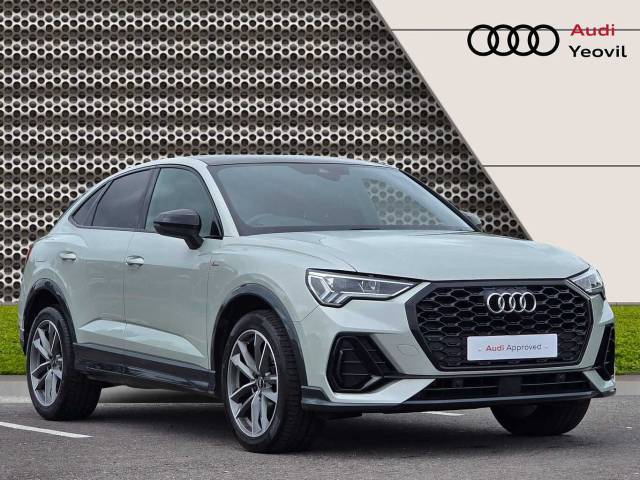 Audi Q3 Sportback 2.0 Black Edition 35 TDI  150 PS S tronic 4x4 vehicle Diesel Dew Silver Metallic