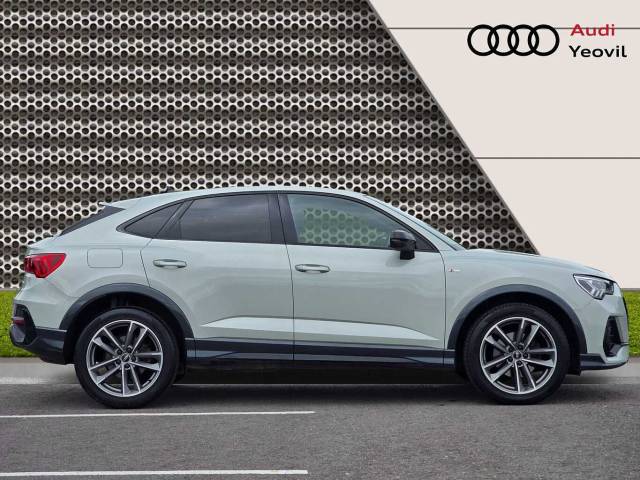 2021 Audi Q3 Sportback 2.0 Black Edition 35 TDI  150 PS S tronic