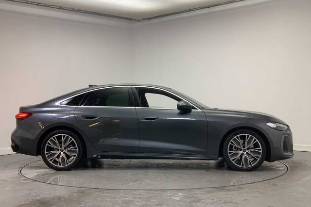 2024 Audi A5 Saloon 2.0 S line TFSI  204 PS S tronic
