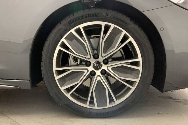 2024 Audi A5 Saloon 2.0 S line TFSI  204 PS S tronic