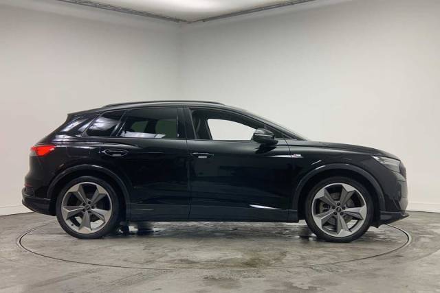 2023 Audi Q4 e-tron Q4  (S) Black Edition 40 e-tron  150,00 kW