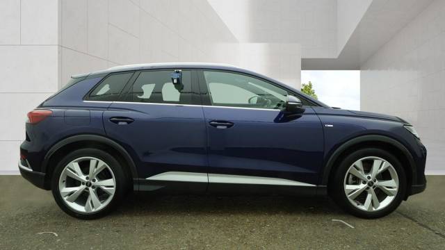 2024 Audi Q4 e-tron Q4  S line 55 e-tron quattro 250,00 kW