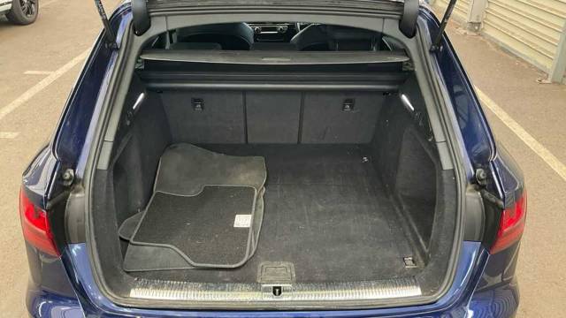 2022 Audi A4 Avant 2.0 Avant Black Edition 35 TFSI  150 PS S tronic