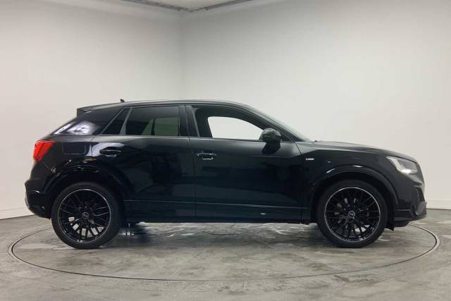 2024 Audi Q2 1.5 Black Edition 35 TFSI  150 PS S tronic