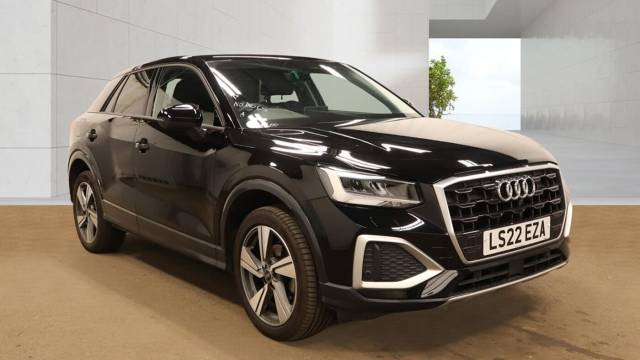 Audi Q2 1.5 Sport 35 TFSI  150 PS S tronic 4x4 vehicle Petrol Brilliant Black