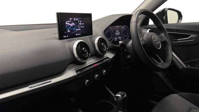 2023 Audi Q2 1.0 Sport 30 TFSI  110 PS 6-speed