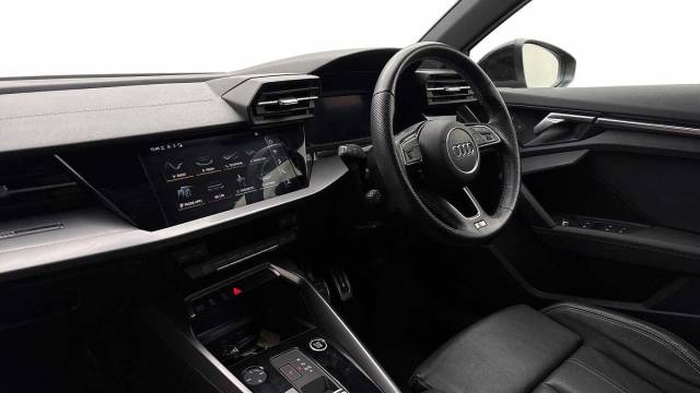2023 Audi A3 Saloon 1.5 S line 35 TFSI  150 PS S tronic