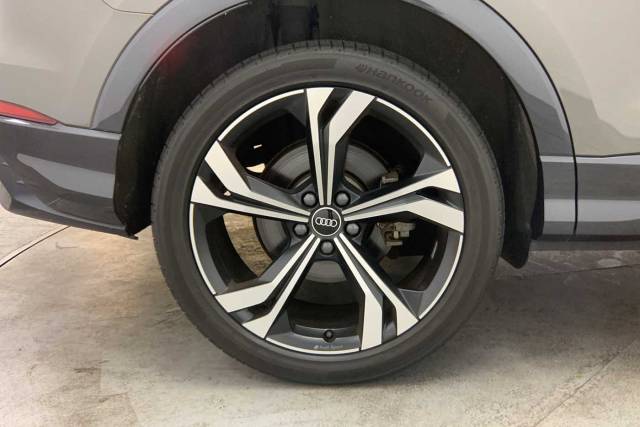 2020 Audi Q3 2.0 Edition 1 40 TFSI quattro 190 PS S tronic