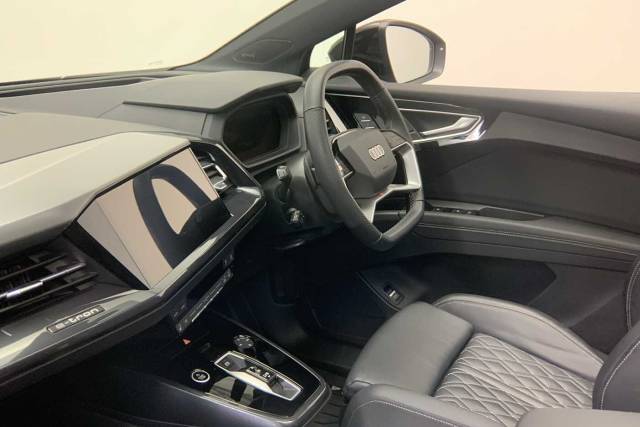 2023 Audi Q4 e-tron Q4  Vorsprung 50 e-tron quattro 220,00 kW