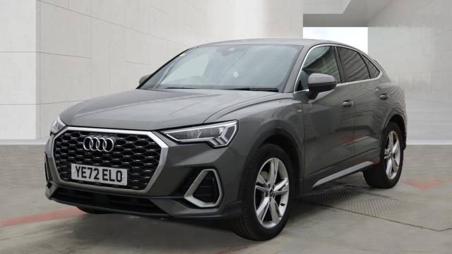 2022 Audi Q3 Sportback 1.5 S line 35 TFSI  150 PS 6-speed
