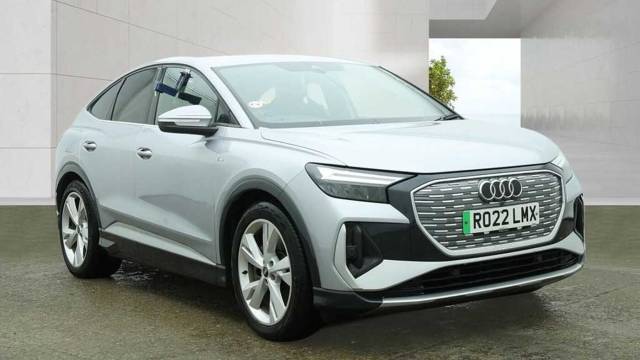 Audi Q4 Sportback e-tron Q4 Sportback S line 40 e-tron  150,00 kW 4x4 vehicle Electric Floret Silver Metallic