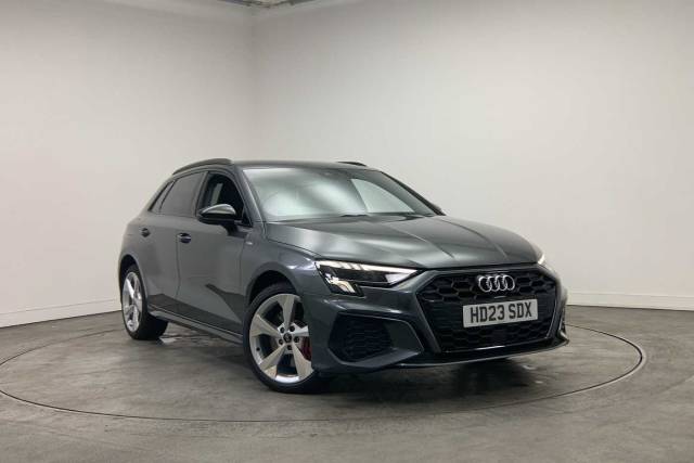 Audi A3 Sportback 1.4 S line Competition 45 TFSI e  245 PS S tronic Hatchback Hybrid Daytona grey, pearl effect