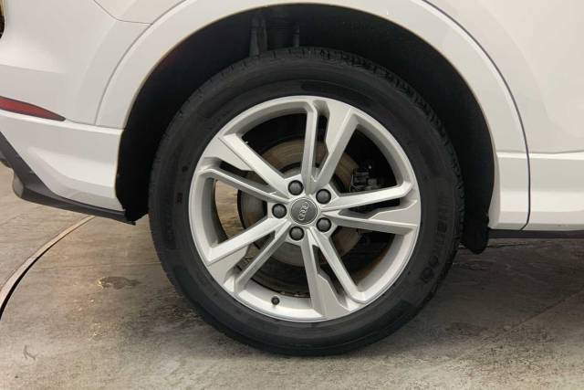 2018 Audi Q3 2.0 S line 45 TFSI quattro 230 PS S tronic
