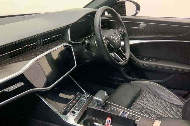2023 Audi A6 2.0 Avant Vorsprung 40 TDI quattro 204 PS S tronic