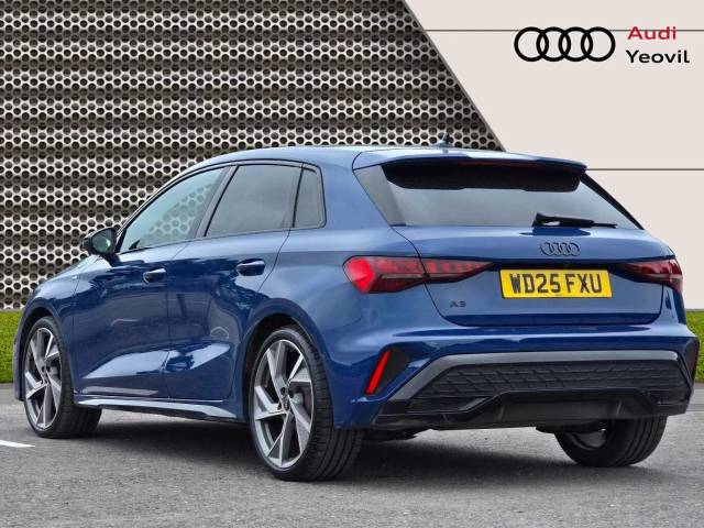 2025 Audi A3 Sportback 1.5 Black Edition 35 TFSI  150 PS S tronic