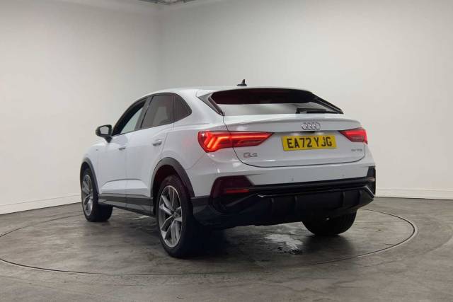 2022 Audi Q3 Sportback 1.5 Black Edition 35 TFSI  150 PS S tronic