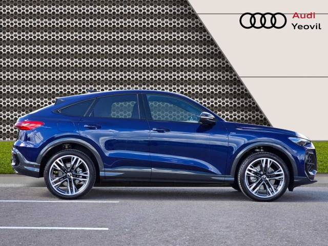 2026 Audi Q5 Sportback 2.0 Black Edition e-hybrid quattro 299 PS S tronic