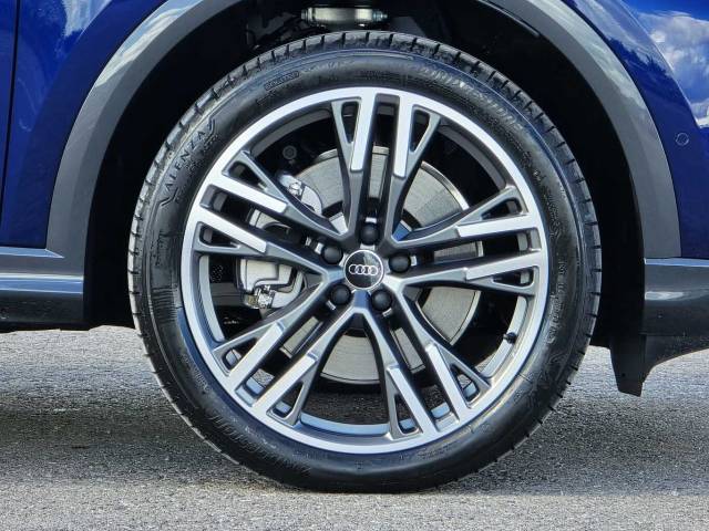2026 Audi Q5 Sportback 2.0 Black Edition e-hybrid quattro 299 PS S tronic