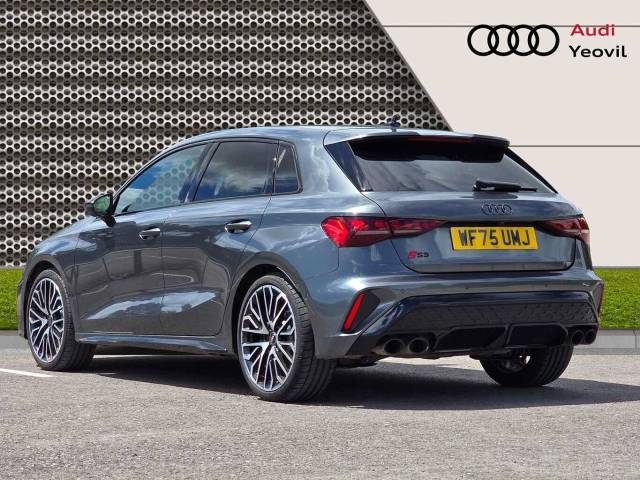 2025 Audi S3 Sportback 2.0 Black Edition TFSI  333 PS S tronic