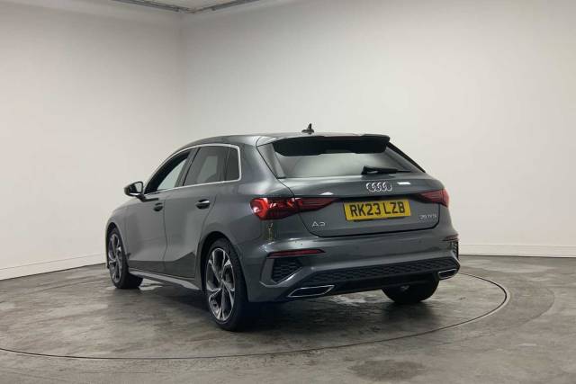 2023 Audi A3 Sportback 1.5 S line 35 TFSI  150 PS S tronic