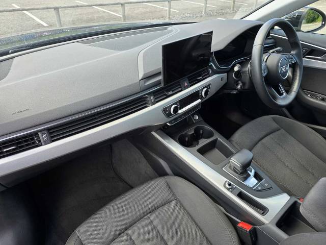 2023 Audi A4 Avant 2.0 Avant Technik 35 TFSI  150 PS S tronic