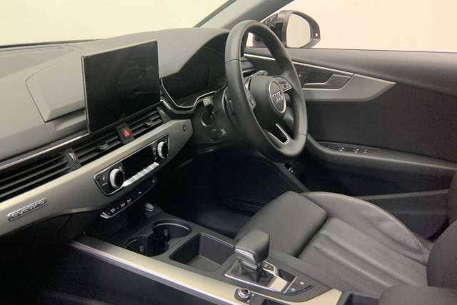 2024 Audi A4 Avant 2.0 Avant Sport 40 TDI quattro 204 PS S tronic