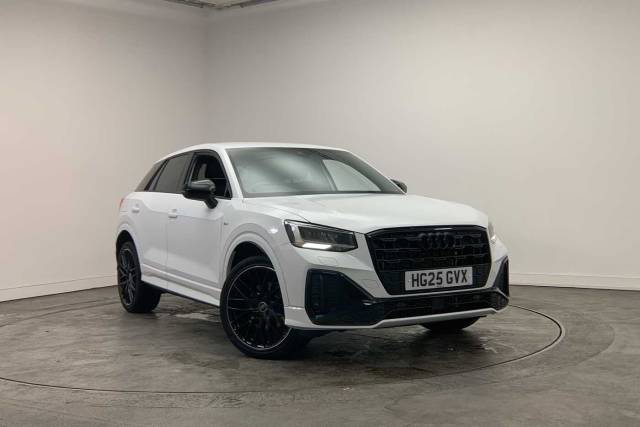 Audi Q2 1.0 Black Edition 30 TFSI  116 PS 6-speed 4x4 vehicle Petrol Arkona white, solid