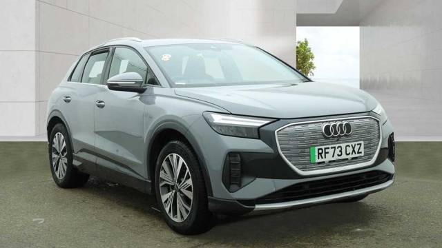 Audi Q4 e-tron Q4  (S) Sport 40 e-tron  150,00 kW 4x4 vehicle Electric Pebble grey, solid