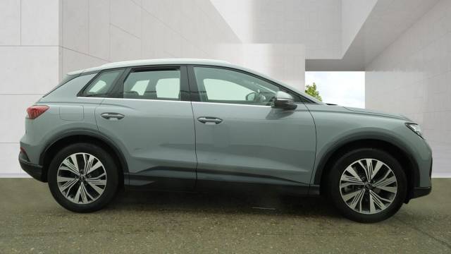2023 Audi Q4 e-tron Q4  (S) Sport 40 e-tron  150,00 kW