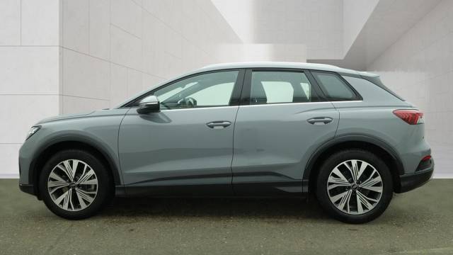 2023 Audi Q4 e-tron Q4  (S) Sport 40 e-tron  150,00 kW