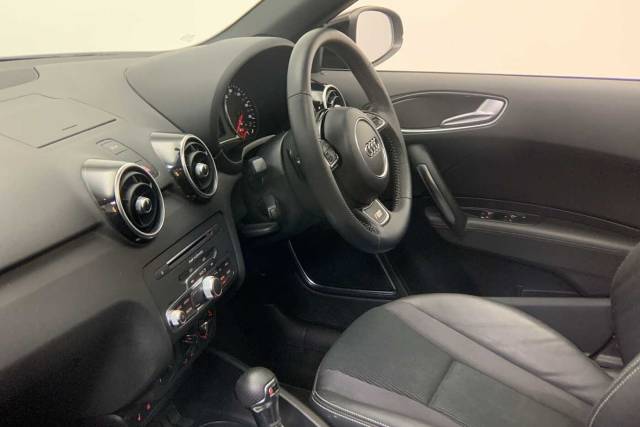 2018 Audi A1 Sportback S line Nav 1.4 TFSI  125 PS S tronic