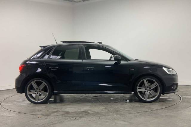 2018 Audi A1 Sportback S line Nav 1.4 TFSI  125 PS S tronic