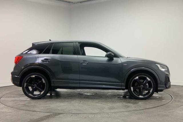 2025 Audi Q2 1.5 Black Edition 35 TFSI  150 PS S tronic
