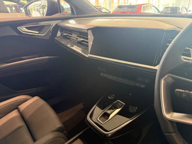 2026 Audi Q4 e-tron AUDI Q4 Black Edition 45 e-tron 210,00 kW
