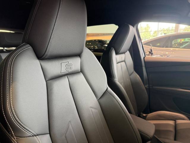 2026 Audi Q4 e-tron AUDI Q4 Black Edition 45 e-tron 210,00 kW