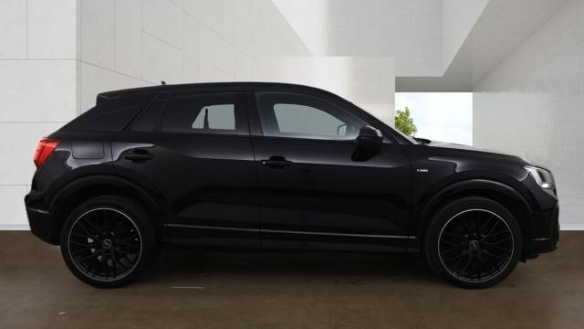 2023 Audi Q2 1.5 Black Edition 35 TFSI  150 PS S tronic