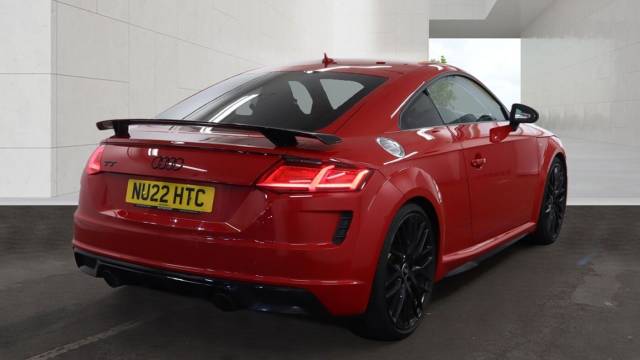 2022 Audi TT 2.0 Coup- Black Edition 40 TFSI  197 PS S tronic