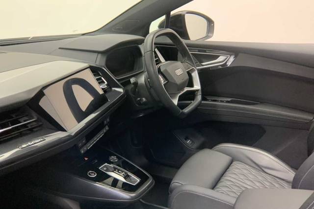 2023 Audi Q4 Sportback e-tron Q4 Sportback Vorsprung 40 e-tron  150,00 kW