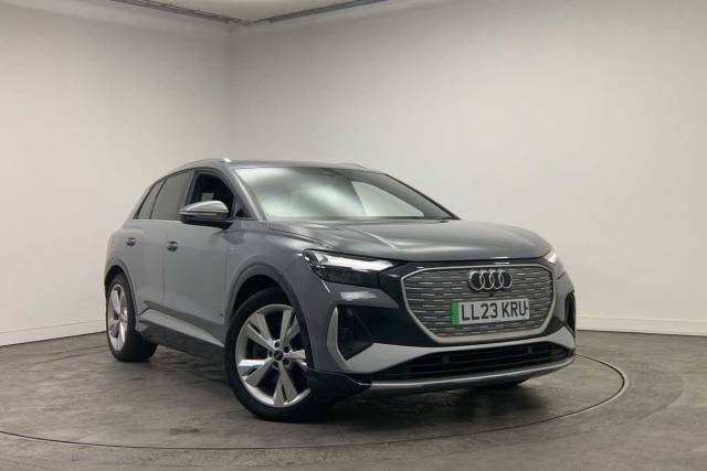 Audi Q4 e-tron Q4  S line 40 e-tron  150,00 kW 4x4 vehicle Electric Pebble grey, solid