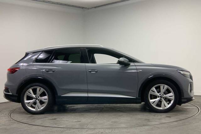 2023 Audi Q4 e-tron Q4  S line 40 e-tron  150,00 kW