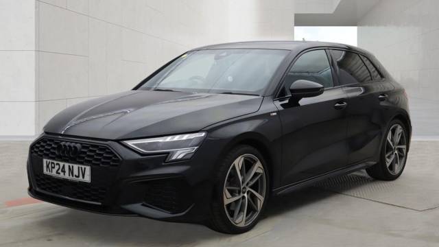 2024 Audi A3 Sportback 1.5 Black Edition 35 TFSI  150 PS S tronic
